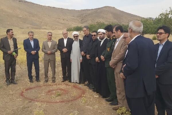 کلنگ‌زني مجتمع خدماتي رفاهي کاسيت در آزادراه خرم‌آباد ـ اراک
