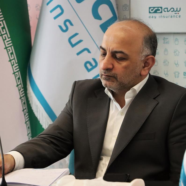 پيام تبريک مديرعامل شرکت بيمه دي به مناسبت روز خبرنگار: خبرنگاران متعهد، سفيران آگاهي و جهادگران تبيين هستند