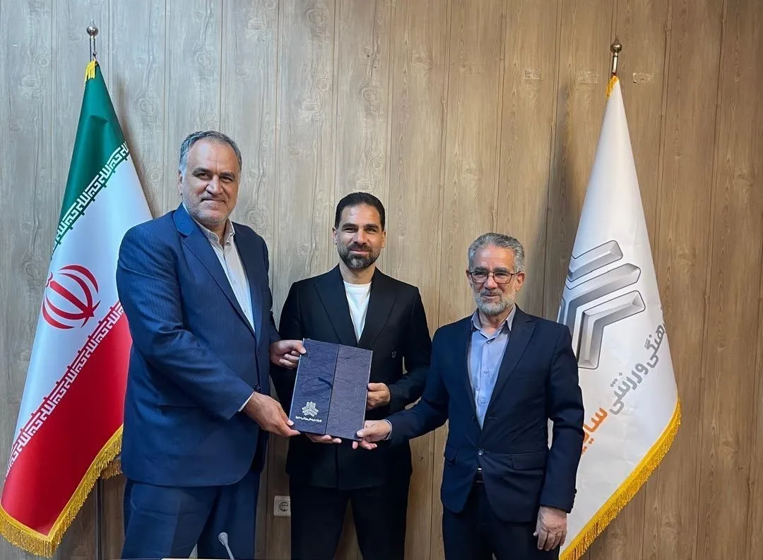 ابراهیم صادقی سرمربی سایپا شد