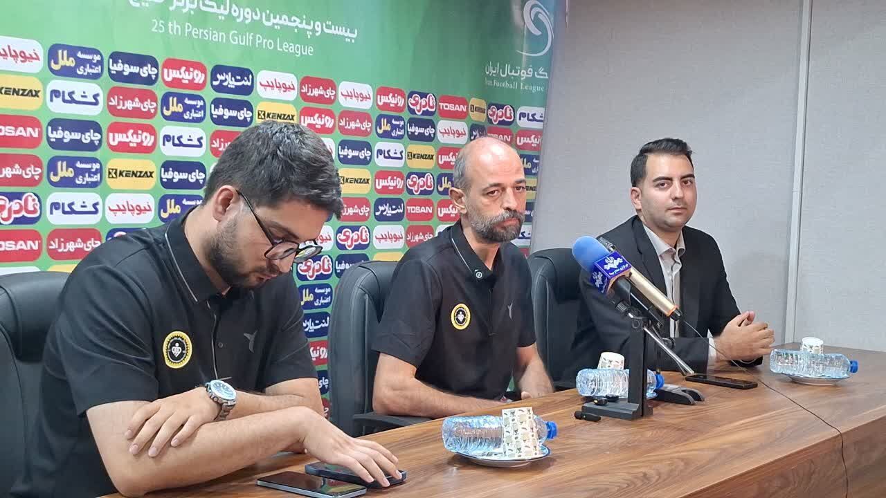 سرمربی تیم سپاهان: با کنترل بازی، چادرملو را شکست دادیم