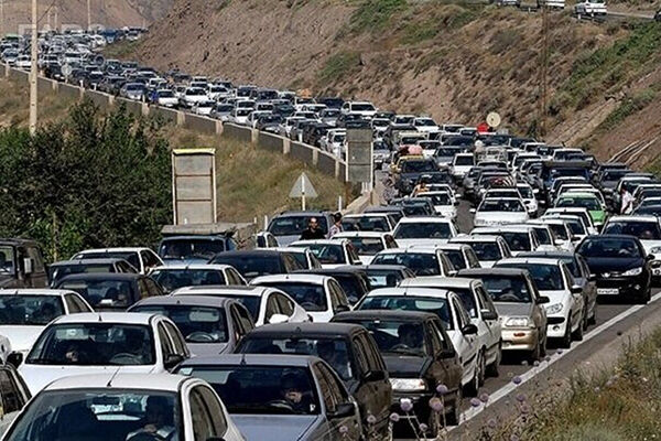 ترافیک سنگین در برخی از محورهای شریانی کشور