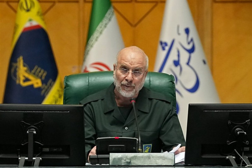 روایت قالیباف از عقب‌نشینی ترامپ در خصوص بازگشایی تنگه هرمز