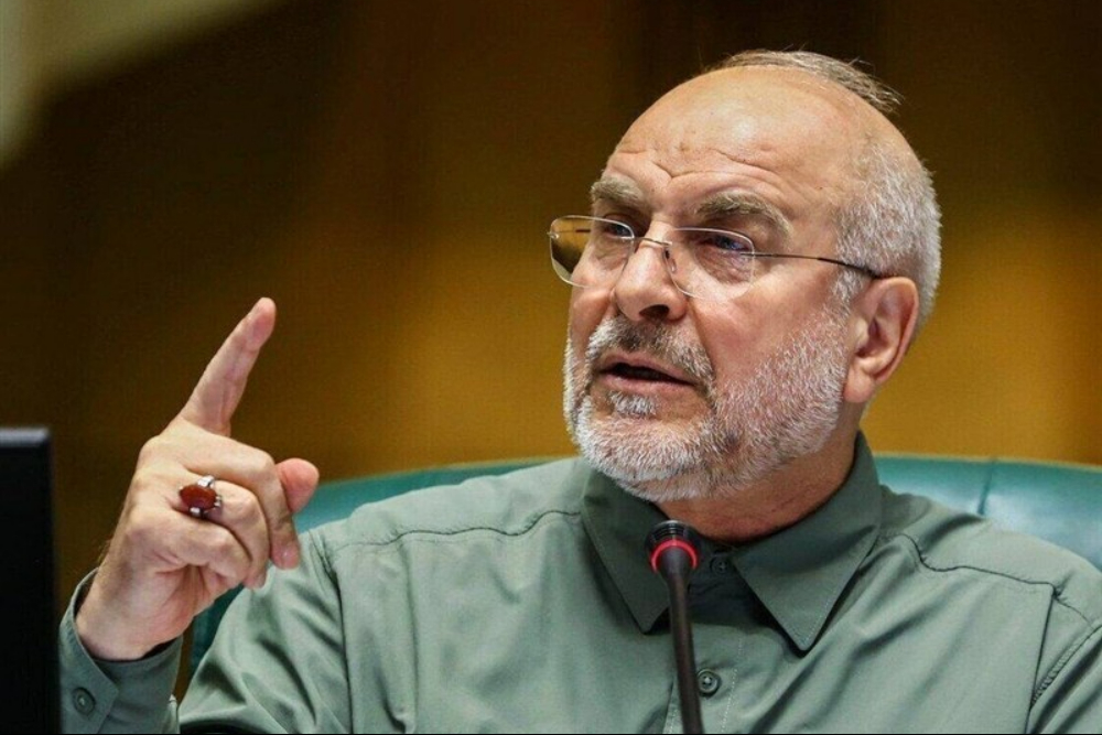 ما در بعد نظامی و سیاسی جنگ پیروز شدیم ؛ مردم هنوز طعم این پیروزی را نچشیده‌اند