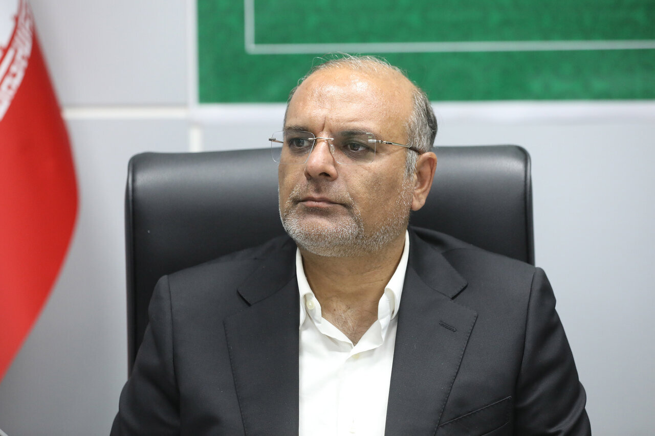 تحقیق و تفحص از سازمان غذا و دارو  به صورت جدی در کمیسیون بهداشت در حال پیگیری است/ توجیه علت کمبود دارو، درد مردم را درمان نمی‌کند؛ باید اقدام عملیاتی شود