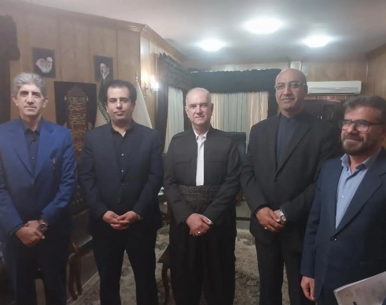 عقد تفاهم‌نامه خرید 25 دستگاه آمبولانس با مشارکت استانداری کرمانشاه و اورژانس کشور
