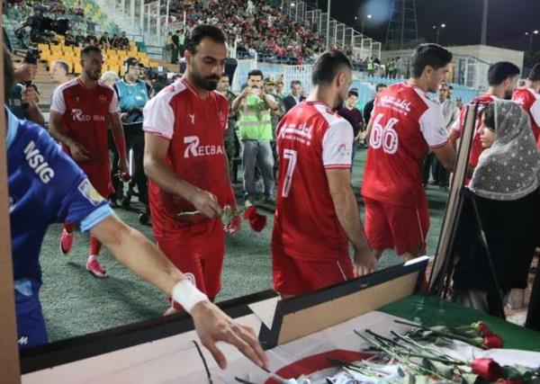 گرامیداشت شهدای ناو شکن دنا و سالروز بازگشت آزادگان سرافراز به میهن در هفته دوم لیگ برتر