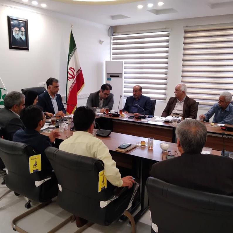 نشست مسوولان بیمه دی و صندوق بازنشستگان کشوری در یزد