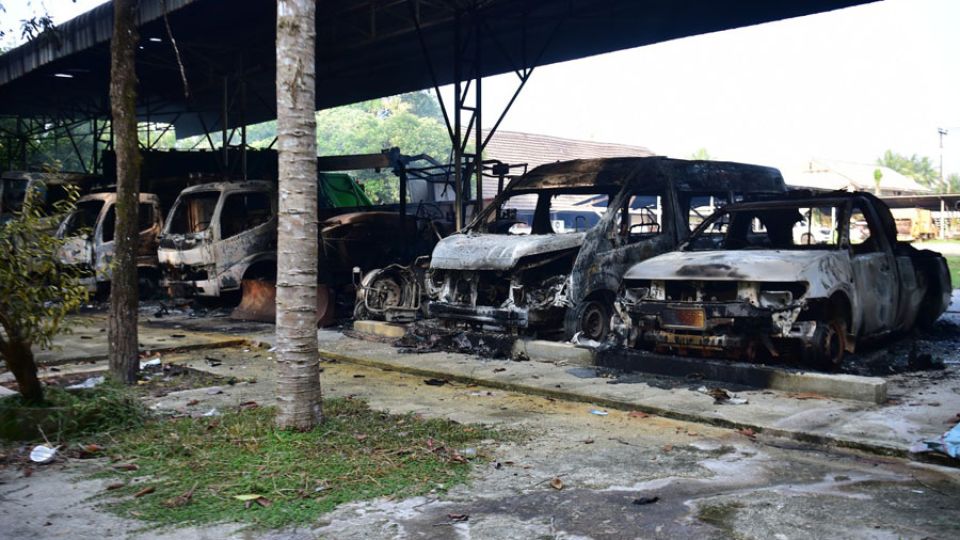 Bombings and arson hit districts across Thailand’s southern border