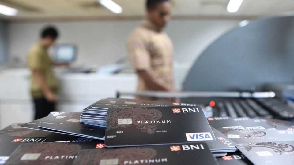 Jakartans disinclined about Indonesian Credit Card
