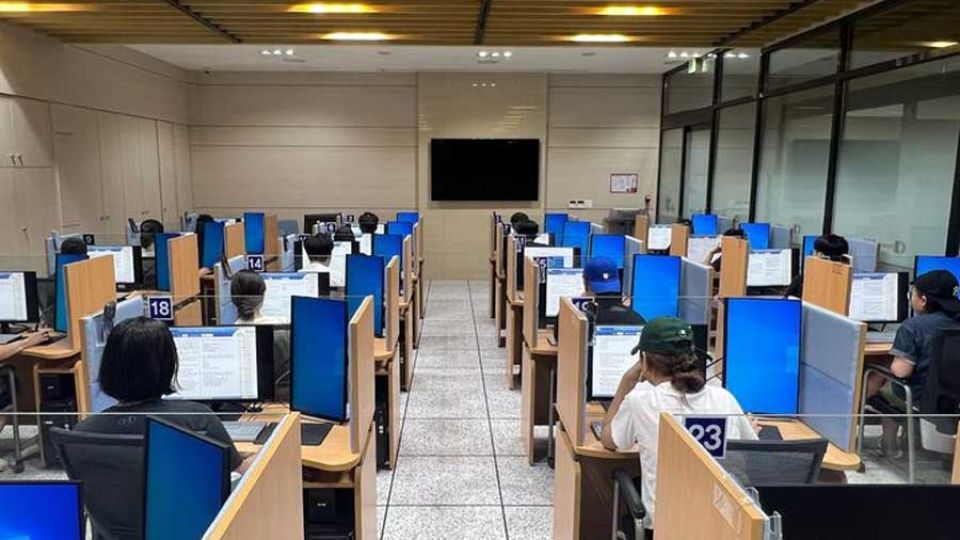 Cheating via smart glasses pushes South Korea to revise exam rules