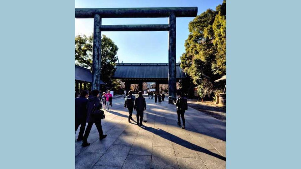 58% of Japanese back decision to skip Yasukuni Shrine visit on end-of-war anniversary