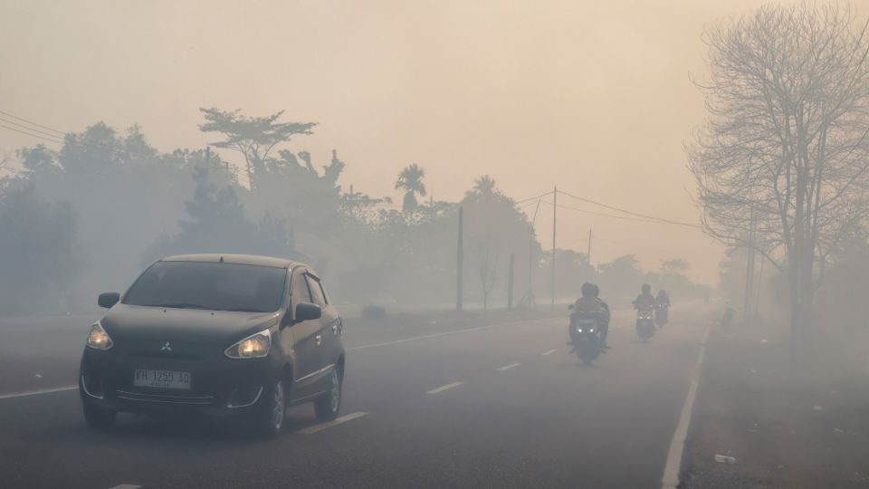 Millions of Indonesians suffer respiratory illnesses as haze spreads nationwide