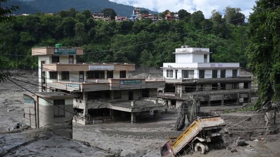 Nepal flood death toll rises to 359 as search for missing continues