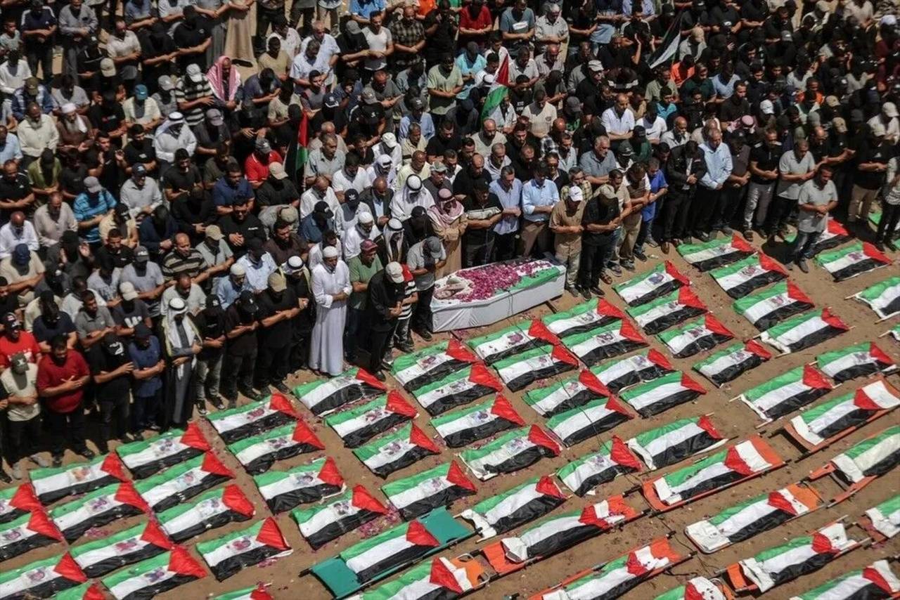 کشف پیکر 233 شهید از زیر آوار در غزه