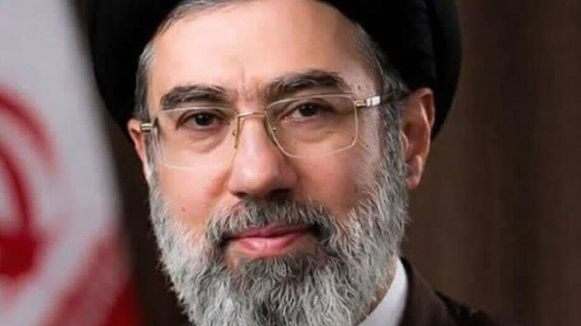خامنئی فی رساله للحکومه والشعب الإیرانیین: علینا تعزیز الاعتماد على الإنتاج المحلی لمواجهه العقوبات