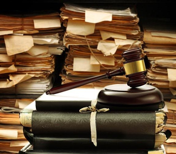 کیفرخواست پرونده‌های شهادت رهبر معظم انقلاب و شهدای دانش‌آموز میناب صادر شد