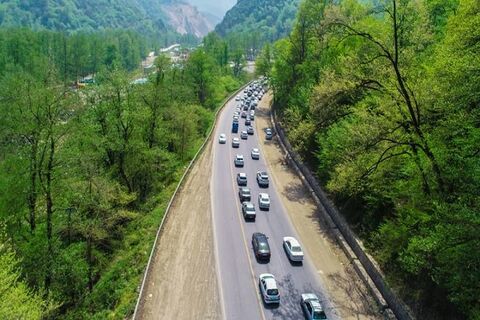 ترافیک سنگین در محورهای چالوس، هراز و آزادراه تهران-شمال