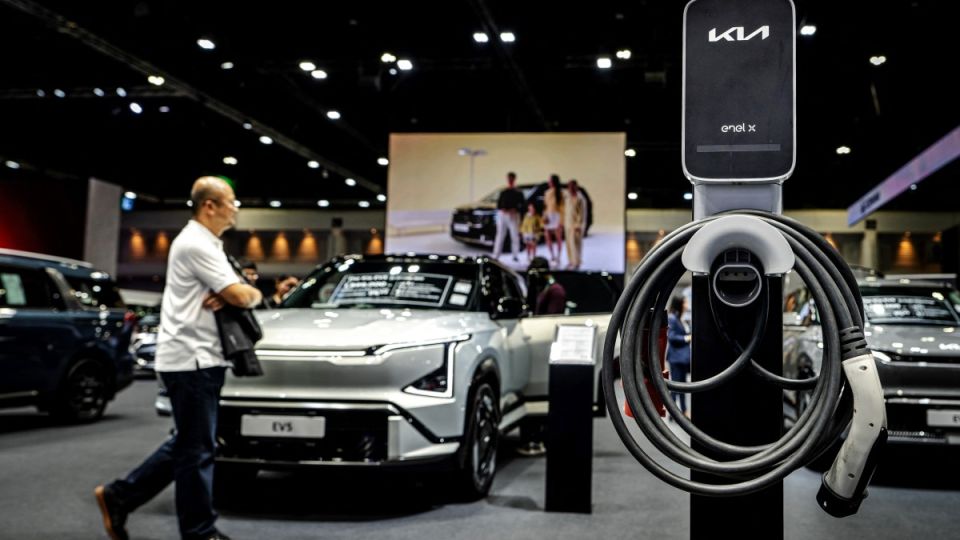 Thailand plans CO2-based vehicle taxes to bolster EV hub status