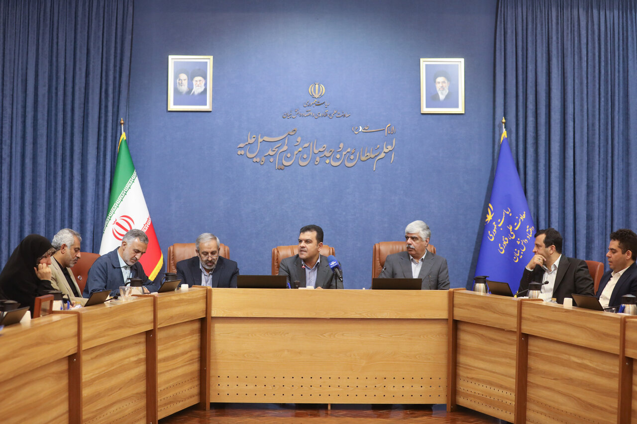 نمایندگان حمایت قانونی و بودجهای از معاونت علمی ریاست جمهوری را بررسی میکنند