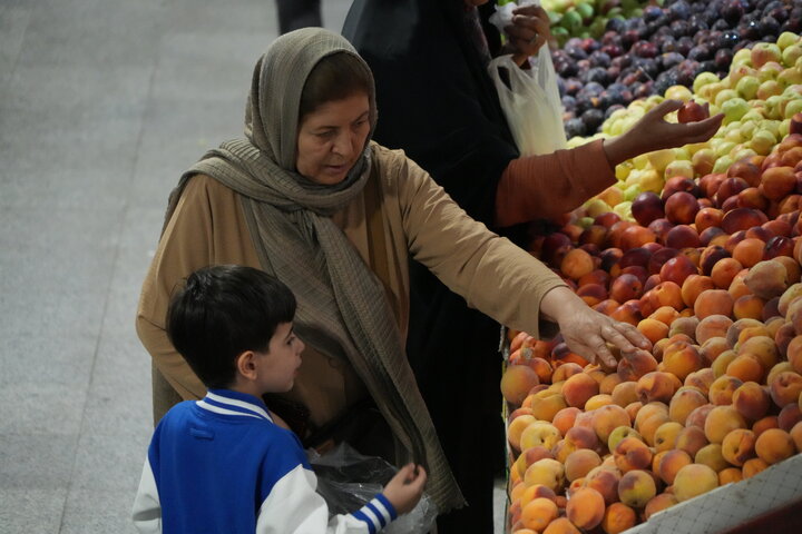 اختلاف قیمت 30  درصدی سبزیجات  در میادین و بازارهای میوه و تره‌بار به نسبت سطح شهر
