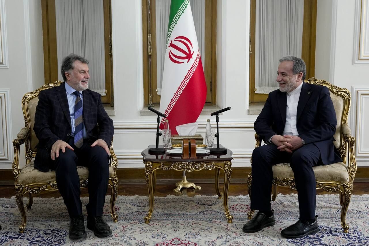 دیدار خداحافظی سفیر ترکیه در تهران با وزیر امور خارجه