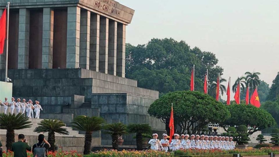 Leaders of nations extend congratulations to Vietnam on National Day