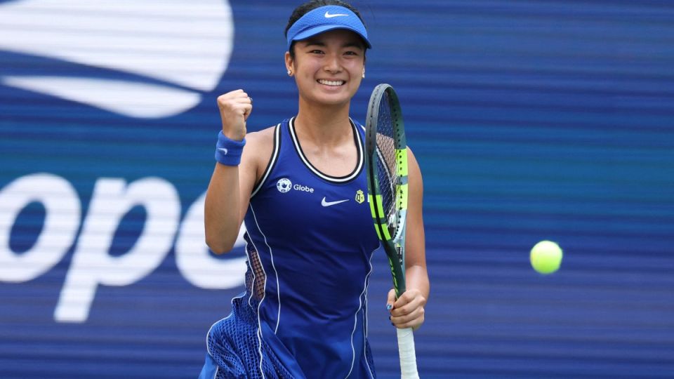 Philippine tennis star Alex Eala rolls past Ukraine’s Oleksandra Oliynykova into US Open third round