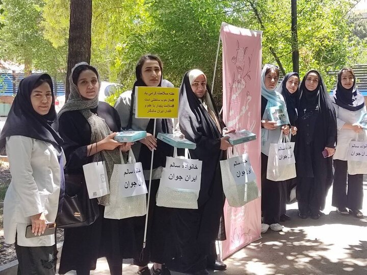ارائه بیش از 400 بسته و خدمت حمایتی به خانوادههای کمبرخوردار منطقه 19 در نیمه نخست سال