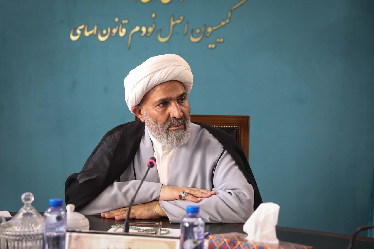 فرصت اشتغال تضمینی دانشگاهیان از مسیر اجرای قانون تسهیل می‌گذرد