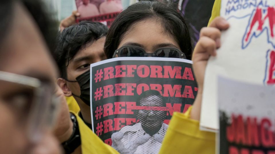Graft scandals expose flaws in Indonesia university admissions