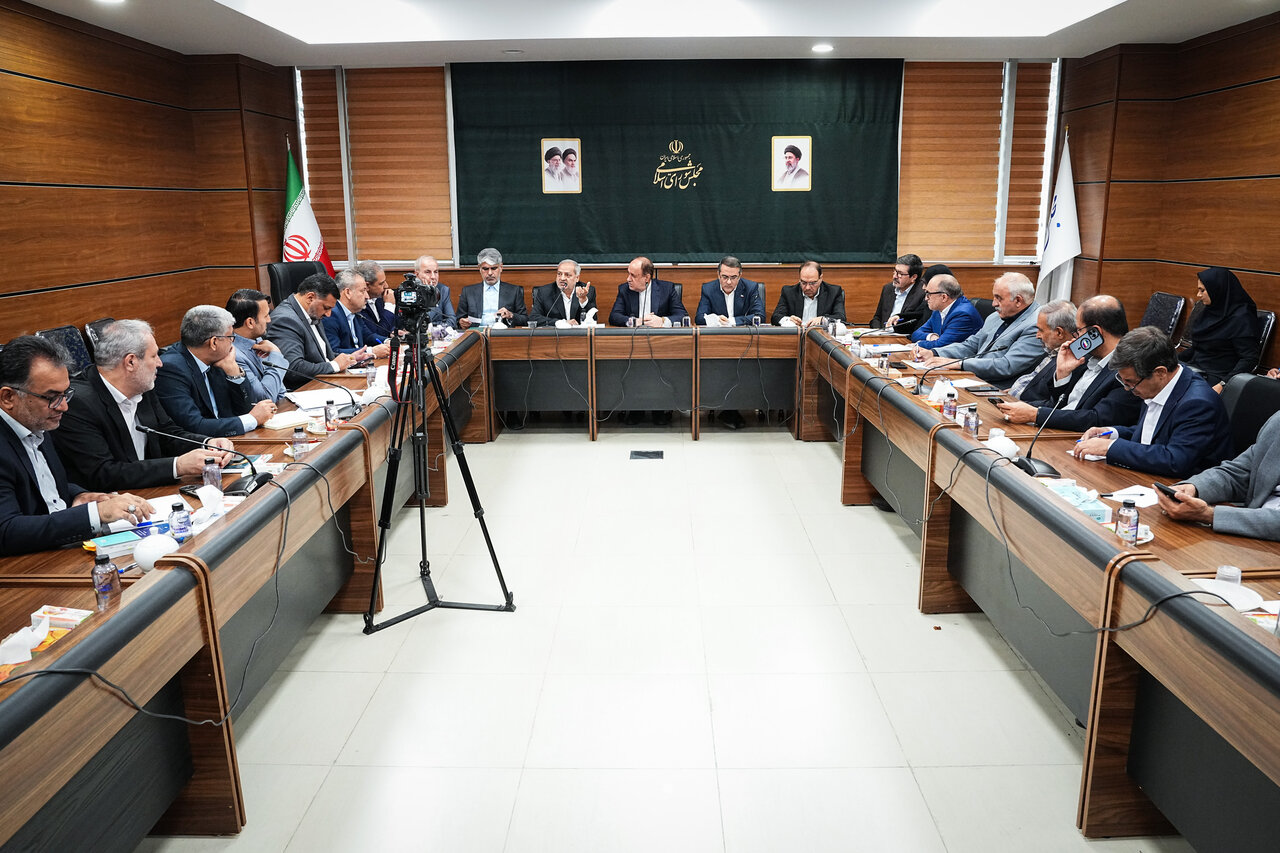 پایان انتظار برای تعیین تکلیف نیروهای غیررسمی؛ کمیته مشترک مجلس و دولت راهکار نهایی را در یک ماه ارائه می‌کند