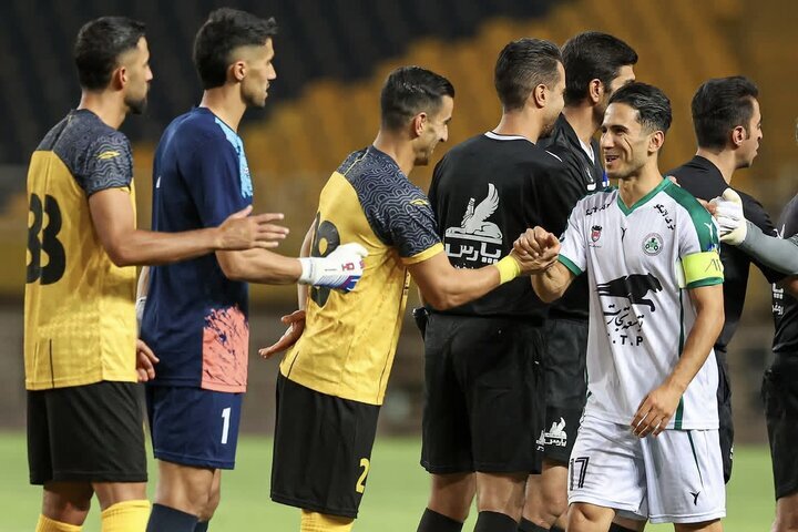 بازی ذوب‌آهن و سپاهان لغو شد