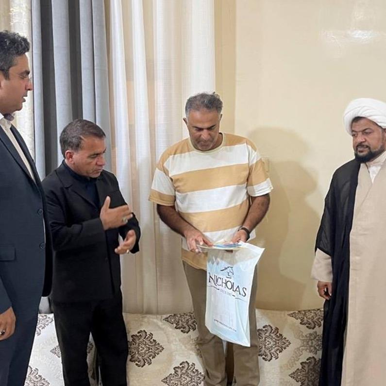 دیدار مدیرکل بنیاد شهید هرمزگان و مدیر شعبه دی بندرعباس با مجروحان جنایت آمریکا در کوهستک