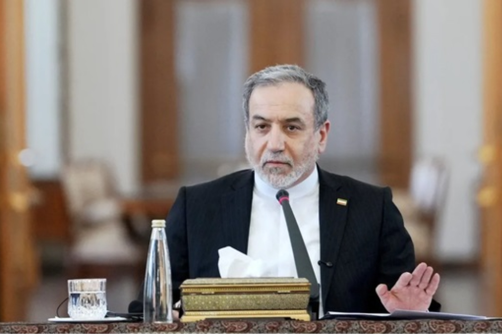 مسیر جدید در تنگه هرمز؛ جزئیات مهم نشست فردا در عمان از زبان عراقچی