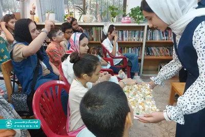 عکس؛ صد ودوازدهمین دورهمی بچه کتابخون‌هابا عنوان «کوله‌پشتی تابستان» در کتابخانه هفت‌چنار