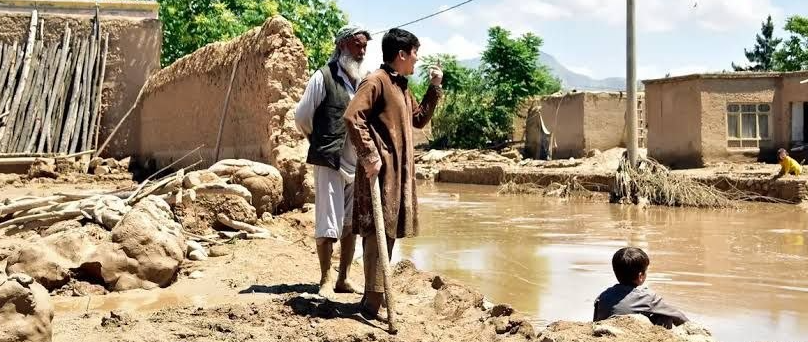 آوارگی هزاران خانواده بر اثر سیلاب‌ های ناگهانی در 14 ولایت افغانستان