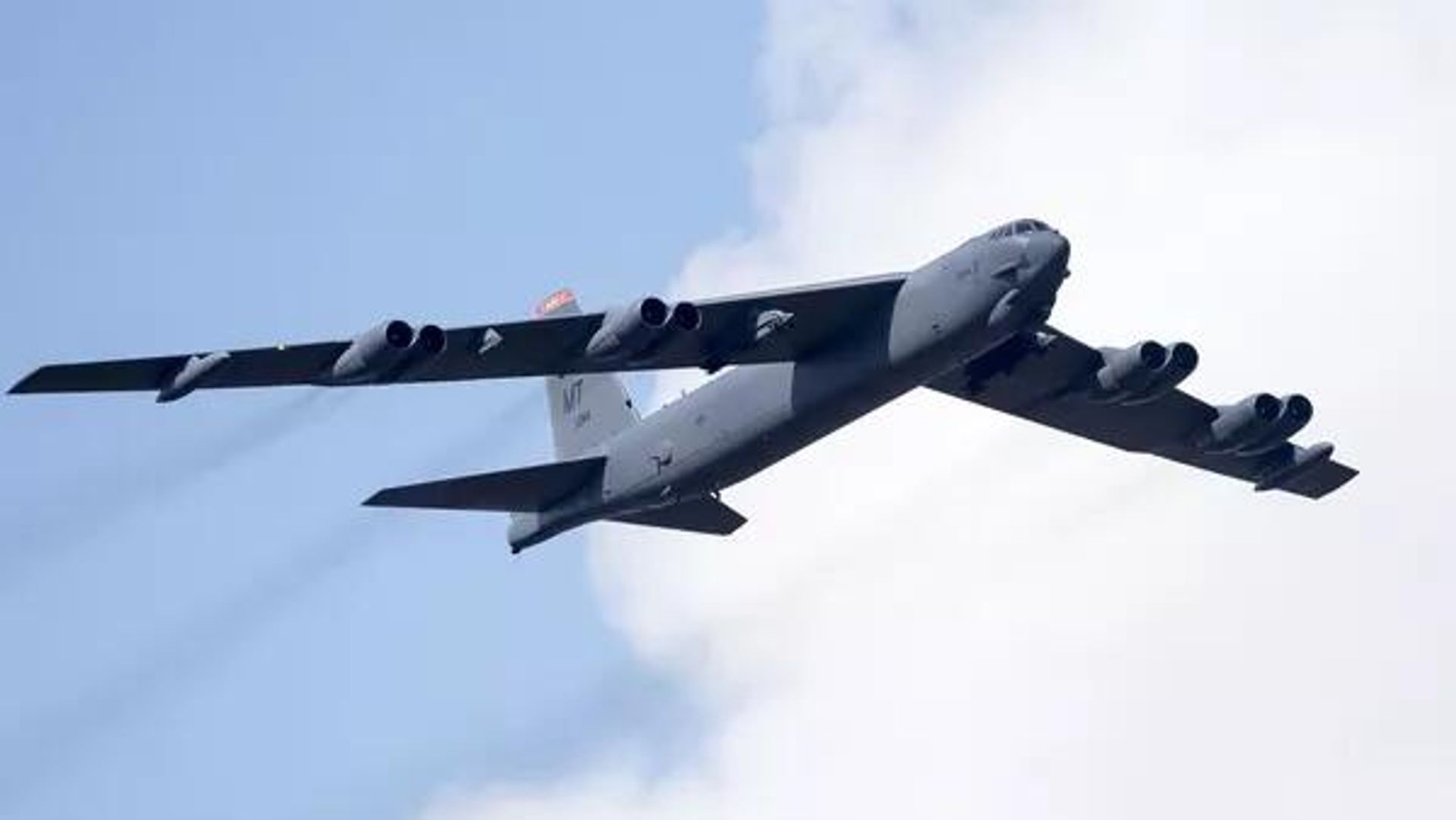 البنتاغون یقر بتفکیک قاذفات "بی-52" لتوفیر قطع غیار