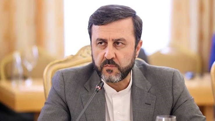 غریب‌آبادی: تاریخ جنایات آمریکا را فراموش نمی‌کند
