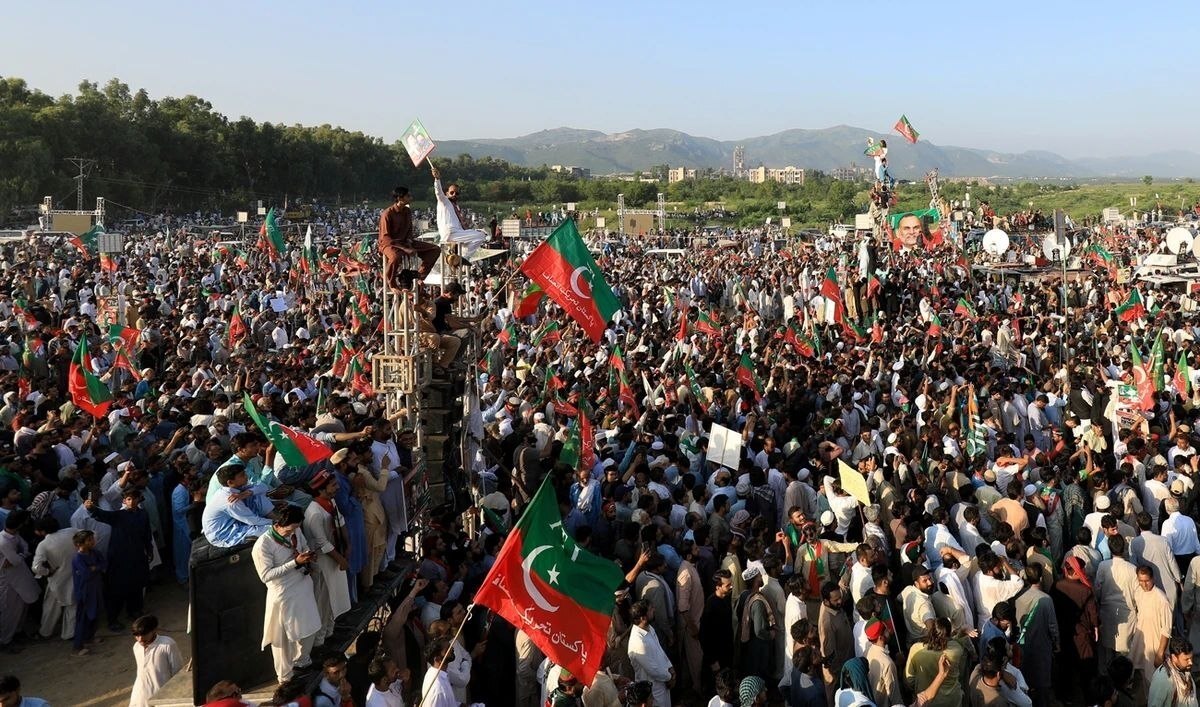 درخواست حزب عمران خان برای برگزاری راهپیمایی دراسلام آباد