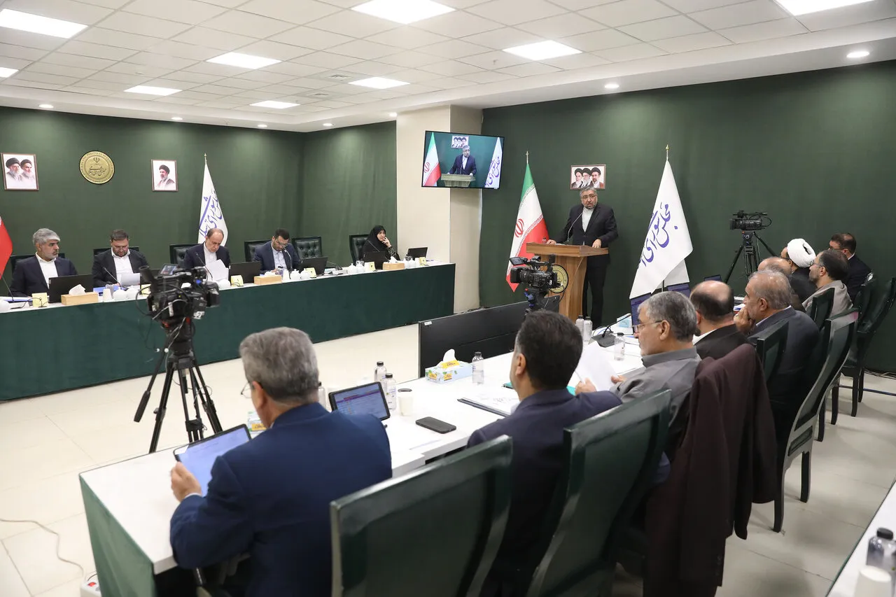 صباغیان: دولت درباره برگزاری دو مارتن بانوان پاسخگو باشد/احمدی سنگر: مقابله با نفوذ بیگانگان فقط با اقدامات امنیتی ممکن نیست