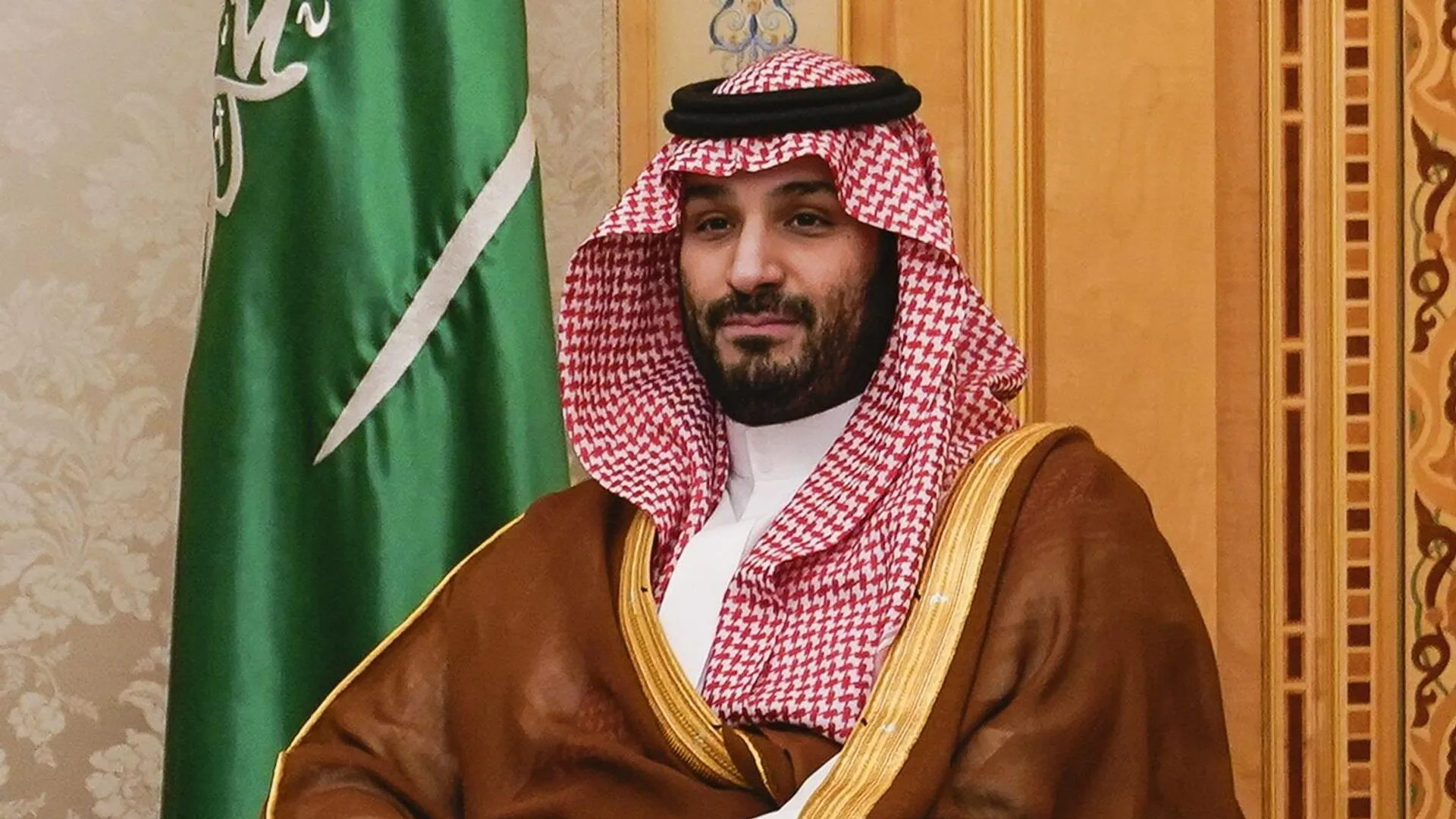 ولی العهد السعودی یطلق أولى سیارات "إکزوبوت" الکهربائیه محلیه الصنع