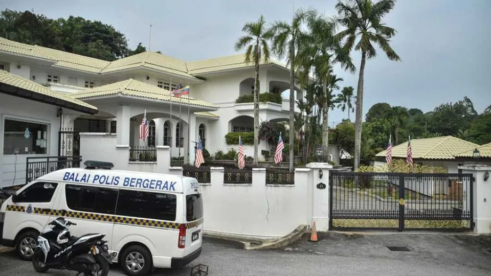 UMNO is crowdfunding Malaysia ex-PM Najib’s house arrest fine. Detractors are chipping in for a different reason