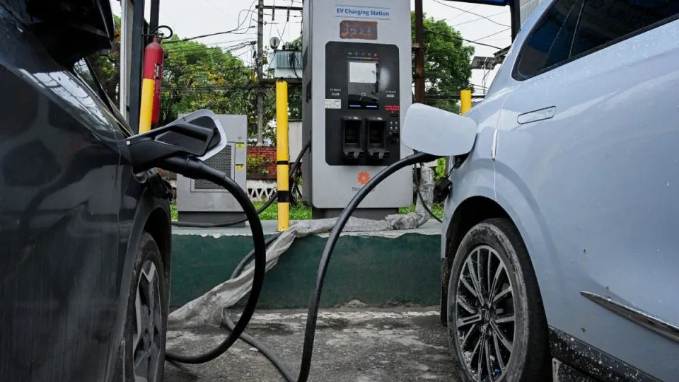 Battery hazard looms over Bangladesh’s EV dream