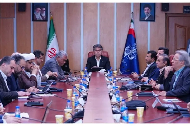 مسیر سرمایهگذاری بخش خصوصی باید کوتاهتر، شفافتر و چابکتر شود/ پروژهها نباید بلاتکلیف بمانند