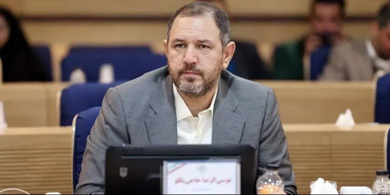 اولویت واردات خودرو باید به ناوگان حمل‌ونقل عمومی و برقی اختصاص پیدا کند