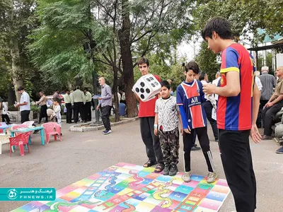 عکس؛ میزبانی «فرهنگسرای منتظر» از نمازگزاران نماز جمعه