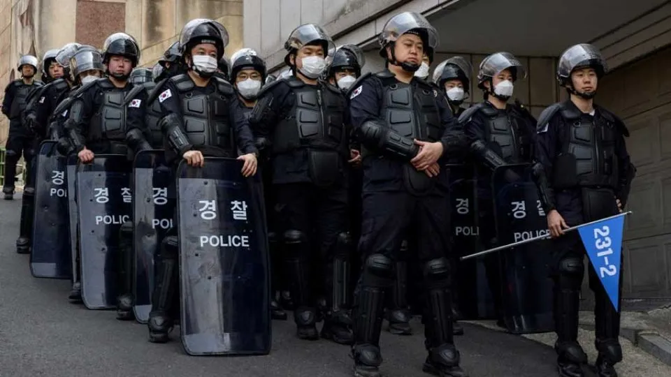 South Korea police gain powers, face mounting demands under justice overhaul