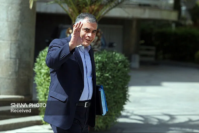 قدردانی پاکنژاد از کارکنان صنعت نفت
