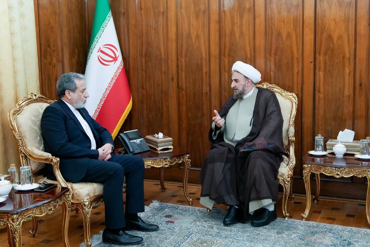 دیدار سفیر جمهوری اسلامی ایران در واتیکان با عراقچی