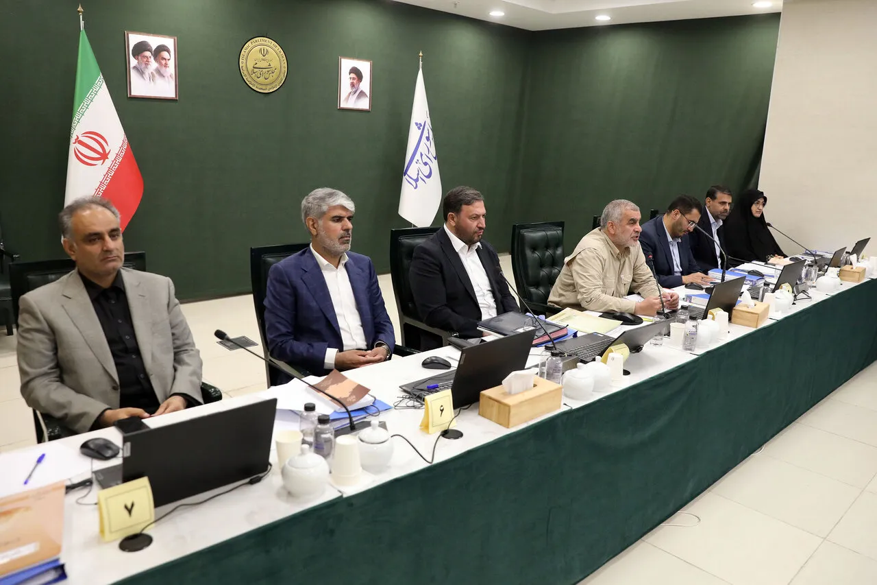 مجازات تخلف تشکل و انجمن ها در طرح مقابله با نفوذ مشخص شد